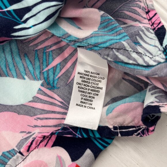 Crown & Ivy Women's Flamingo Print Blouse Size Large - Picture 4 of 5